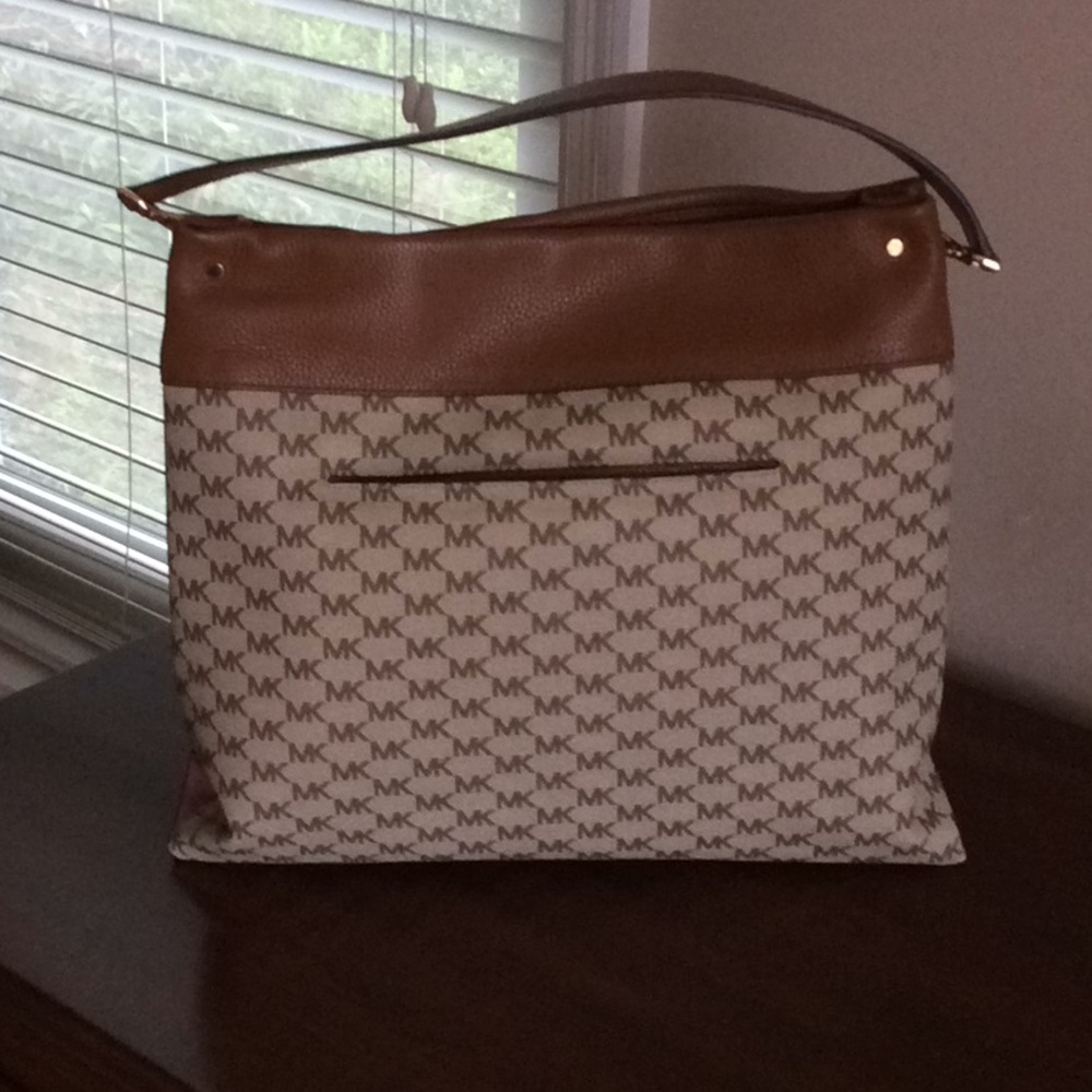 Michael Kors Mk Large Signature Hobo - image 4